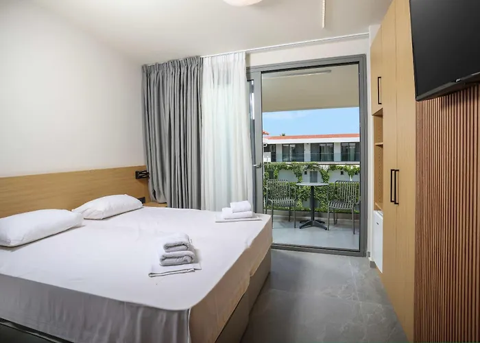 Ξενοδοχείο Olympic Kosmas Hotel- Χανιώτη