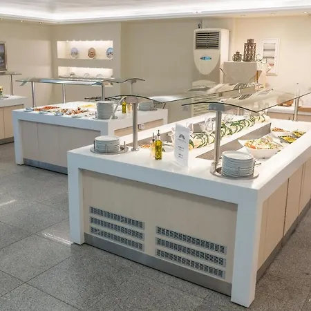 Olympic Kosmas Hotel- Hanioti 3* חניוטי