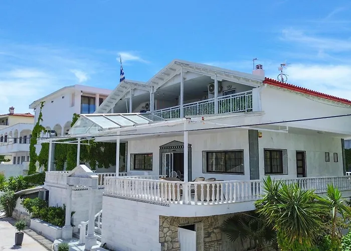 Olympic Kosmas Hotel- 3*